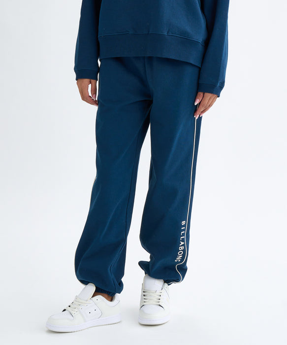 ●Mo B 極上スムース 45Rモンプデニムの908ニームパンツ（濃）: WOMEN｜45R