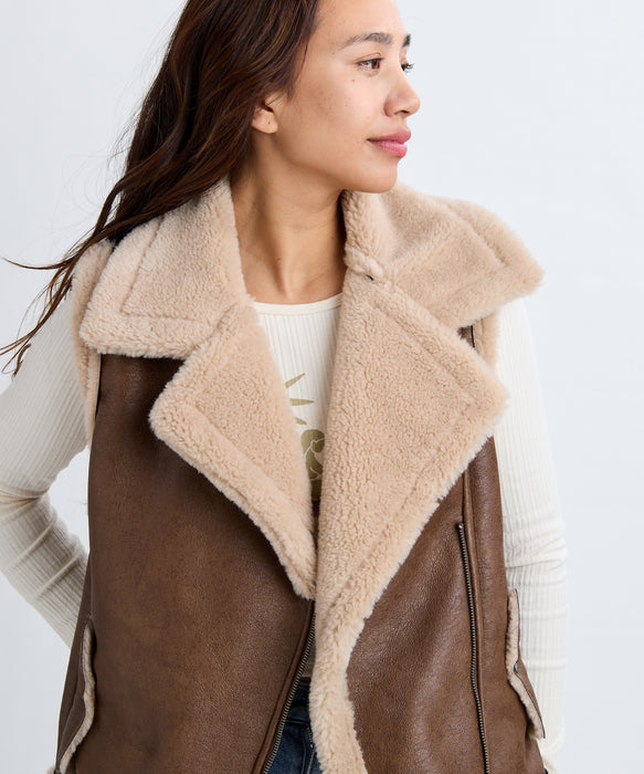 BILLABONG レディース FAUX LEATHER MOUTON  ベスト 【2025年秋冬モデル】 ESP / M