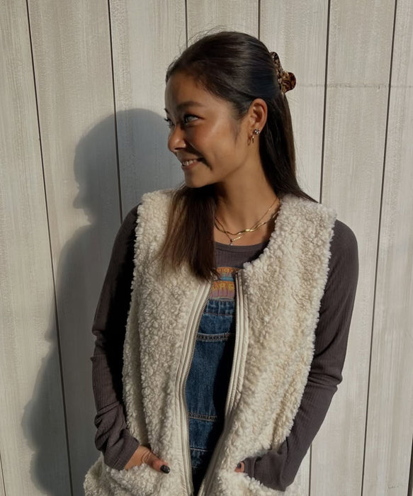 【OUTLET】BILLABONG レディース FUR BOA ベスト 【2025年秋冬モデル】