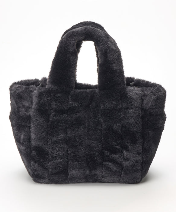 現行 極美品✨ フルラ ミオニード 2024SS ミニバッグ 巾着 ポーチ 黒 現行 極美品✨ フルラ ミオニード 2024SS ミニバッグ 巾着 ポーチ 黒