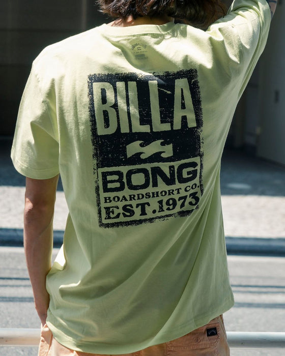【OUTLET】BILLABONG メンズ ADVISORY TAG Tシャツ 
【REGULAR FIT】 【2025年夏モデル】
