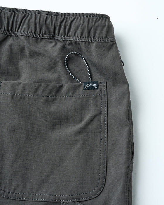 BILLABONG メンズ 【A/DIV.】 SURFTREK UTILITY ELASTIC HYB ショートパンツ 【2025年夏モデル】 RAV / XL