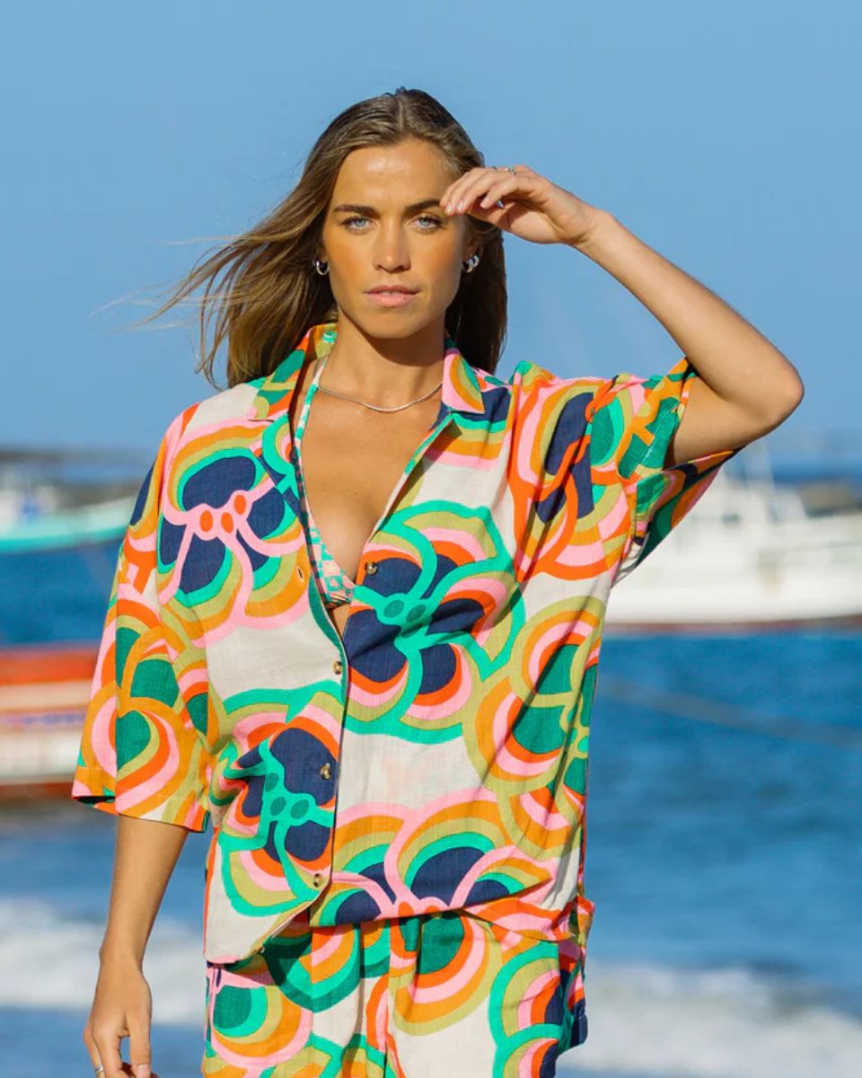 Vila Blomme バーガンディ　半袖シャツ OUTLET】BILLABONG レディース 【MAMI WATA】 MAMI WATA BEACH SIDE SS