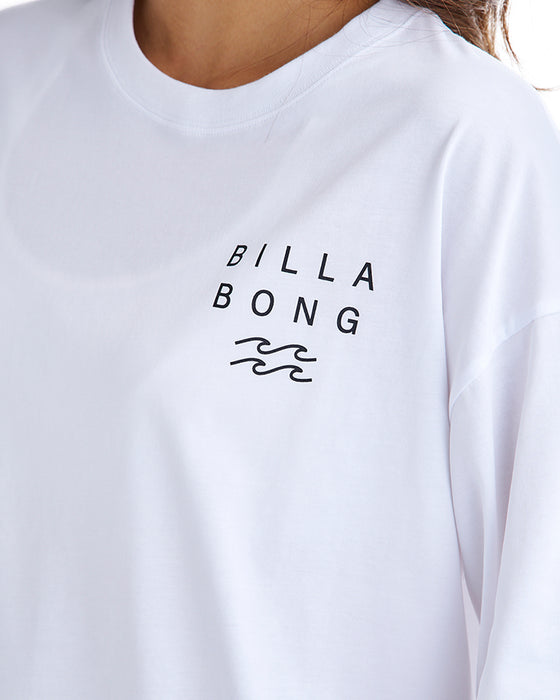 BILLABONG レディース CLEAN LOGO WIDE LOOSE CROPPED TEE Tシャツ 【2025年夏モデル】 WHT / M