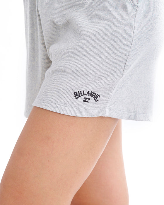 BILLABONG レディース ARCH EMB RIB SHORTS ショートパンツ 【2025年夏モデル】 GRH / L