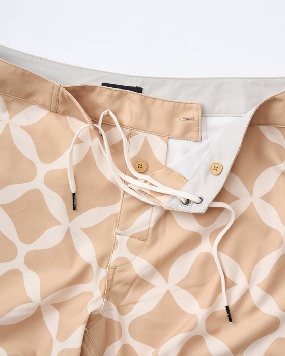 【OUTLET】RVCA メンズ 【LAURYN ALVAREZ】 LA ORNAMENT TRUNK 17 ボードショーツ 【2025年春夏モデル】