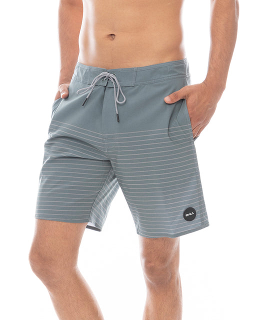 RVCA メンズ CURREN TRUNK 18 ボードショーツ 【2025年春夏モデル】 ABG / 34