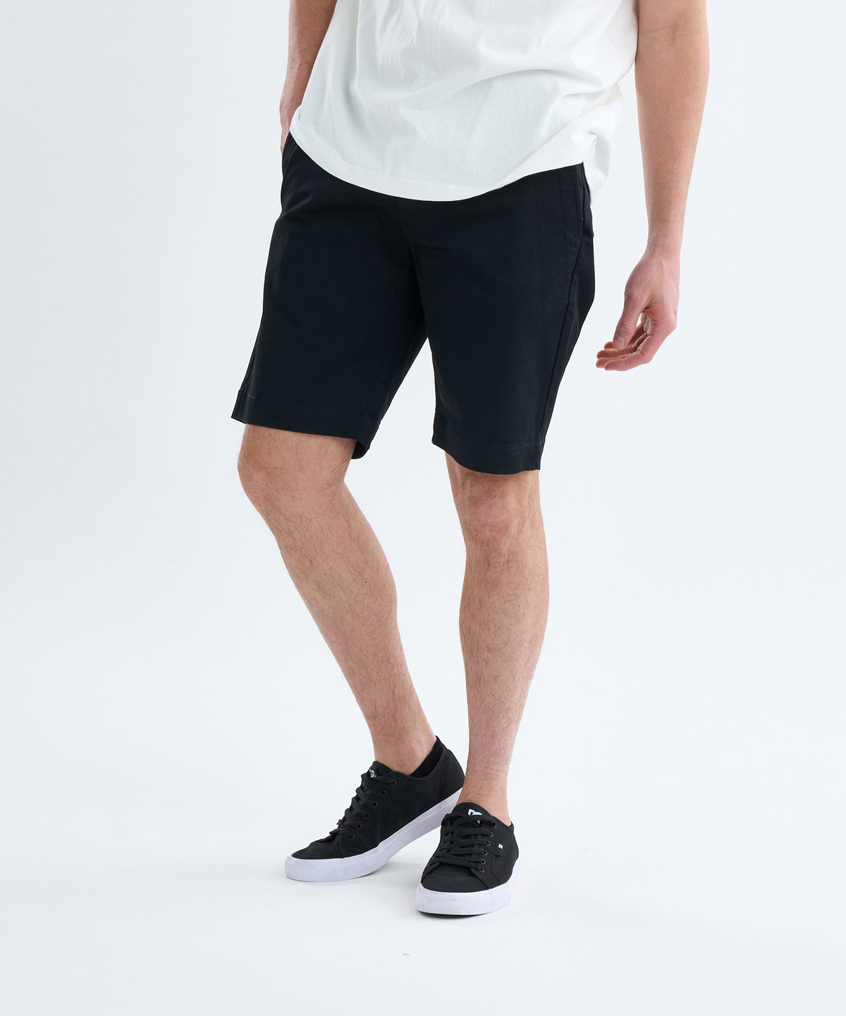 RVCA ショートパンツ 限定モデル　新品 RVCA 正規品 ルーカ メンズ BD041-690 BANDANA UT SHORTS ウォーク