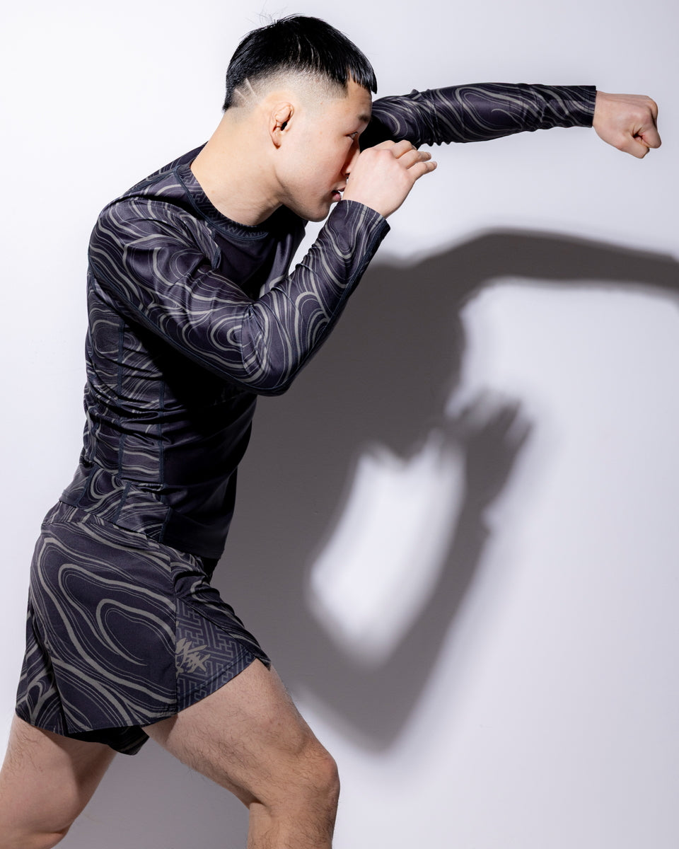 KRAZY BEE ファイトショーツ Mサイズ ホワイト/ブラック OUTLET】【直営店限定】RVCA SPORT メンズ 【RVCAXKRAZYBEEXGAKKIN