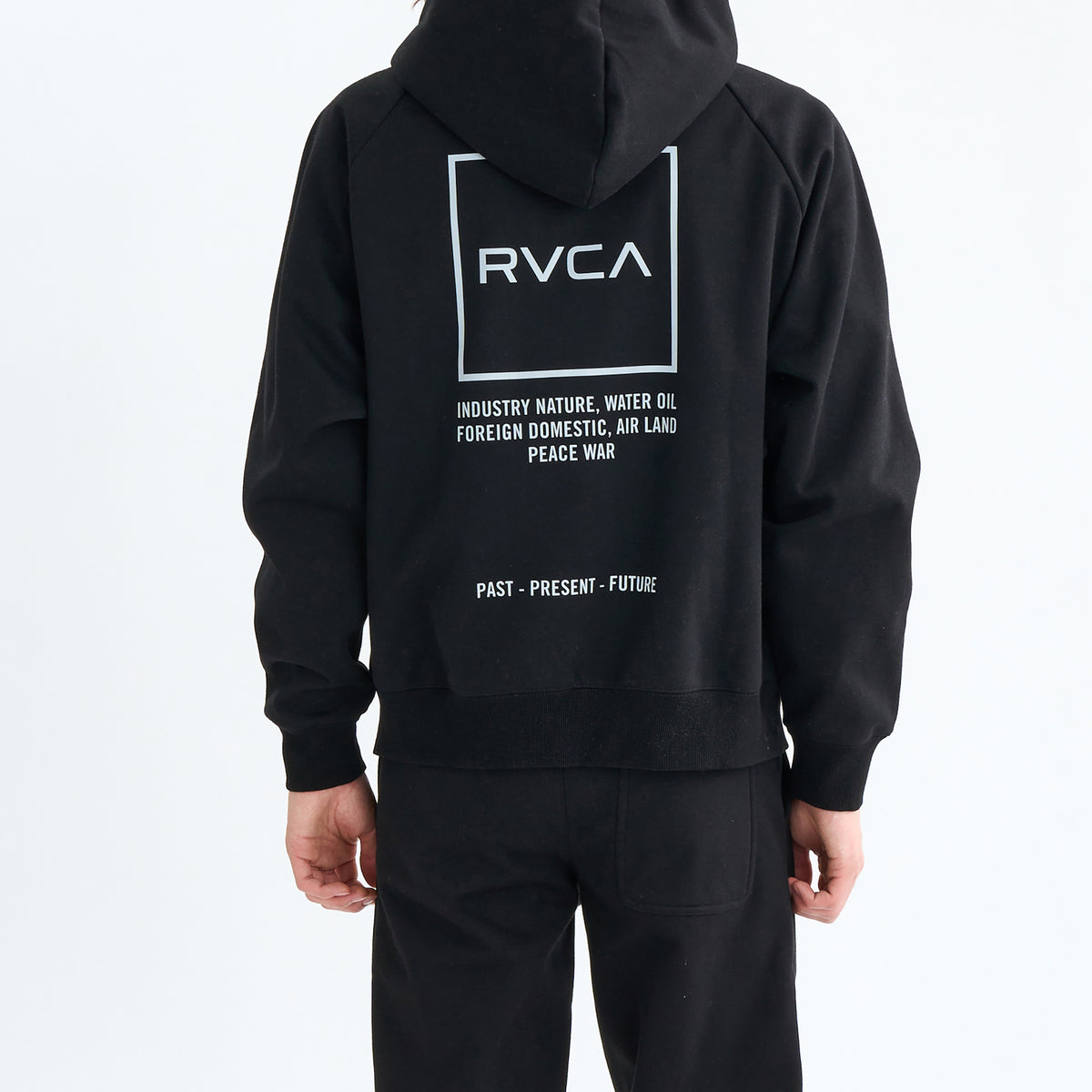 RVCA プリントパーカー　黒　M BF042018-