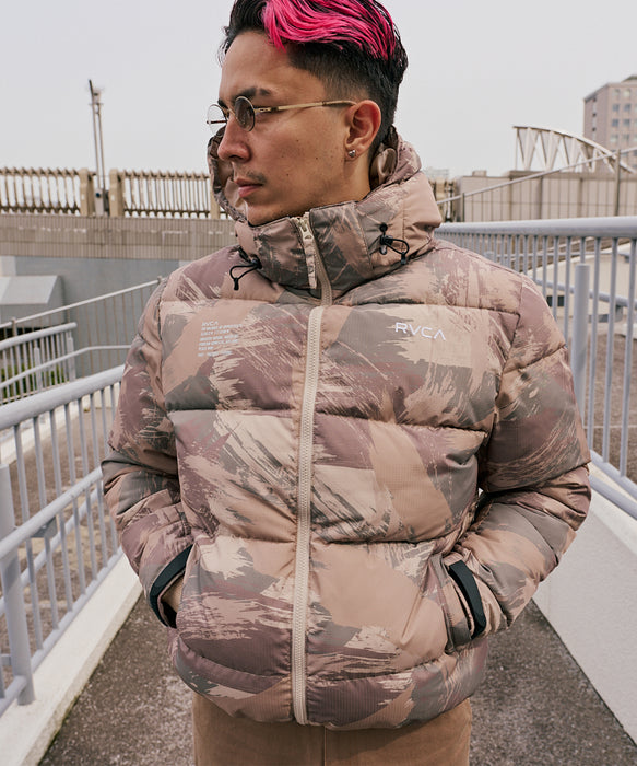 セールAW RVCA ルーカ メンズ中綿ブルゾン BF042760 / BACK PRINT PUFFER JKT カーキ系マルチカラー SALE】RVCA メンズ BACK PRINT PUFFER JKT ジャケット 【2025年秋冬