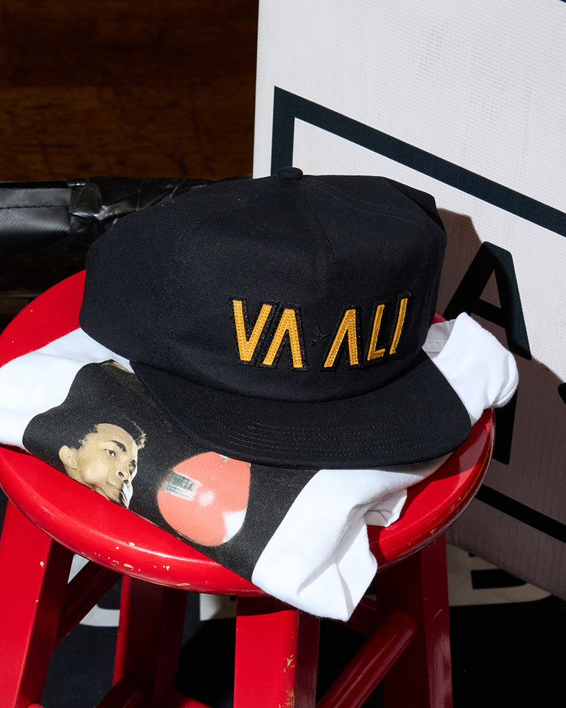 RVCA SPORT メンズ VA X ALI TRUCKER キャップ 【2025年秋冬モデル】