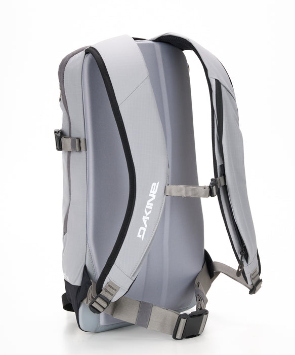 ダカイン ポーチャー DAKINE Poacher 14L Backpack Dakine Poacher 14L Backpack | evo