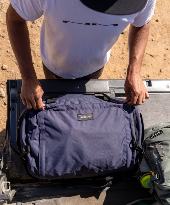 【OUTLET】【直営店限定】DAKINE EQ DUFFLE ショルダーバッグ 50L【2025年秋冬モデル】