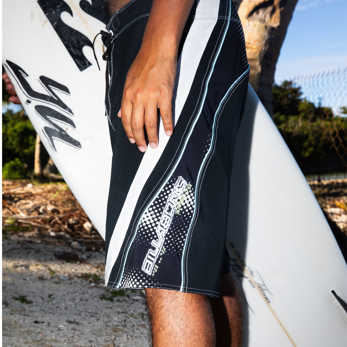 BILLABONG メンズ FLUID 2K PRO ボードショーツ【21インチ】 【2026年