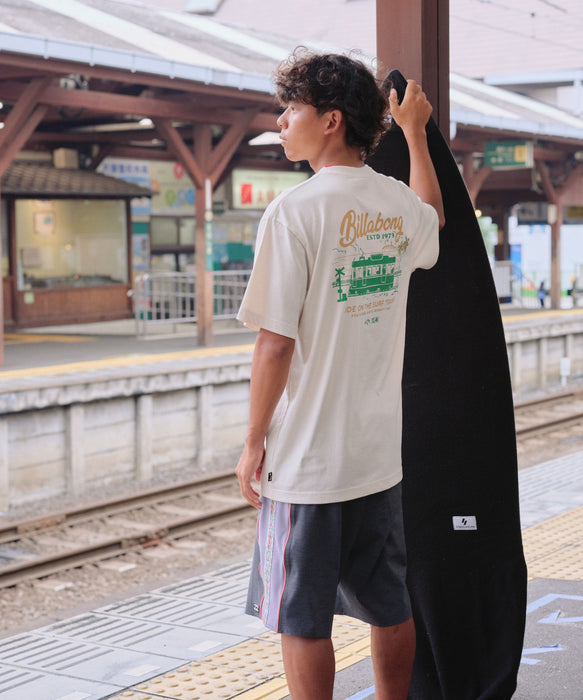 BILLABONG メンズ SURF TRAIN Tシャツ【OVER FIT】【江ノ電×BILLABONG】【2026年秋冬モデル】