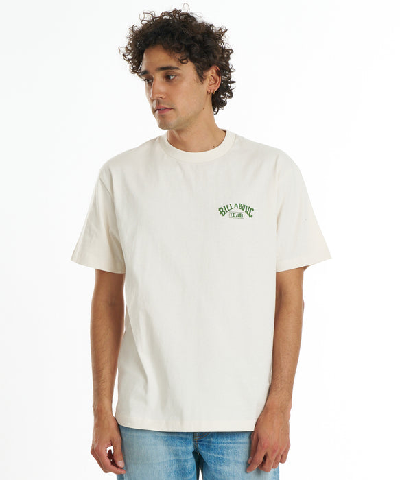 BILLABONG メンズ ENODEN ARCH Tシャツ 【2026年秋冬モデル】 CRM / XL