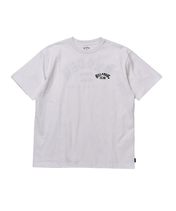 BILLABONG メンズ ENODEN ARCH Tシャツ【OVER FIT】【江ノ電×BILLABONG】【2026年秋冬モデル】