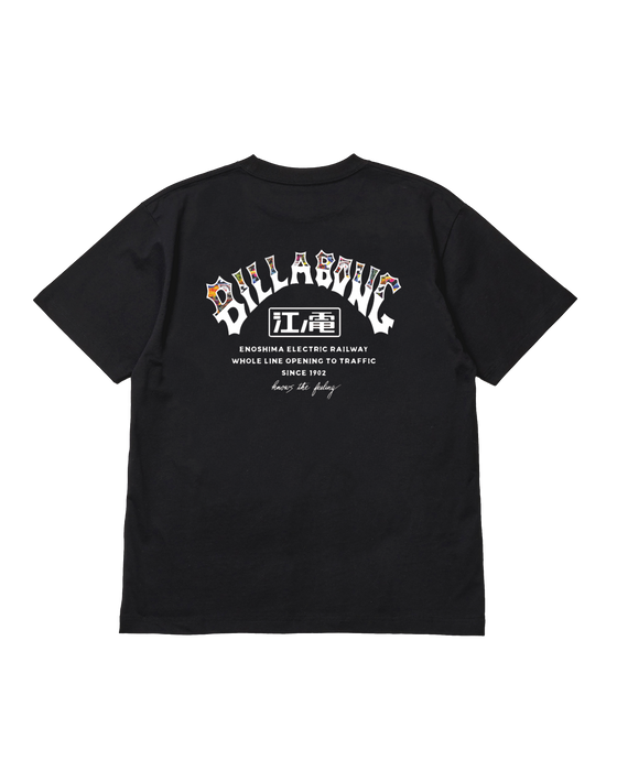 BILLABONG メンズ RE-ISSUE ARCH Tシャツ【OVER FIT】【江ノ電×BILLABONG】【2026年秋冬モデル】