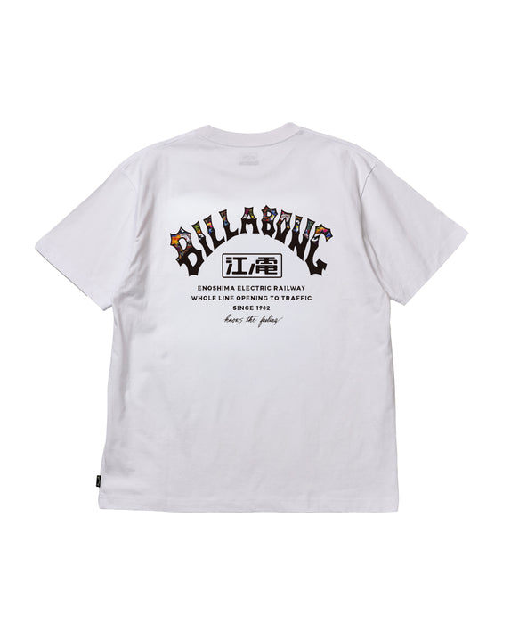 BILLABONG メンズ RE-ISSUE ARCH Tシャツ【OVER FIT】【江ノ電×BILLABONG】【2026年秋冬モデル】