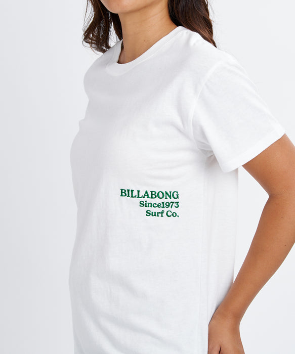 BILLABONG ウィメンズ EMB LOGO BOY FIT TEE Tシャツ 【2026年春夏モデル】 SCS / L