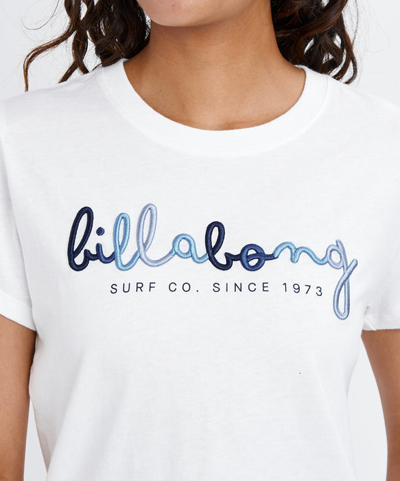 BILLABONG ウィメンズ 3D EMB LOGO BABY FIT Tシャツ 【2026年春夏モデル】 SCS / M