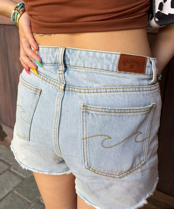 【特價】BILLABONG 女裝 CRUSH SHORTS DENIM 短褲 【2026年春夏款】