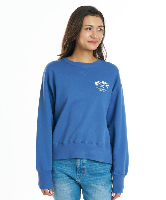 BILLABONG ウィメンズ APPLIQUE MEDIUM LOOSE CREW トレーナー 【2026年秋冬モデル】 TRV / L