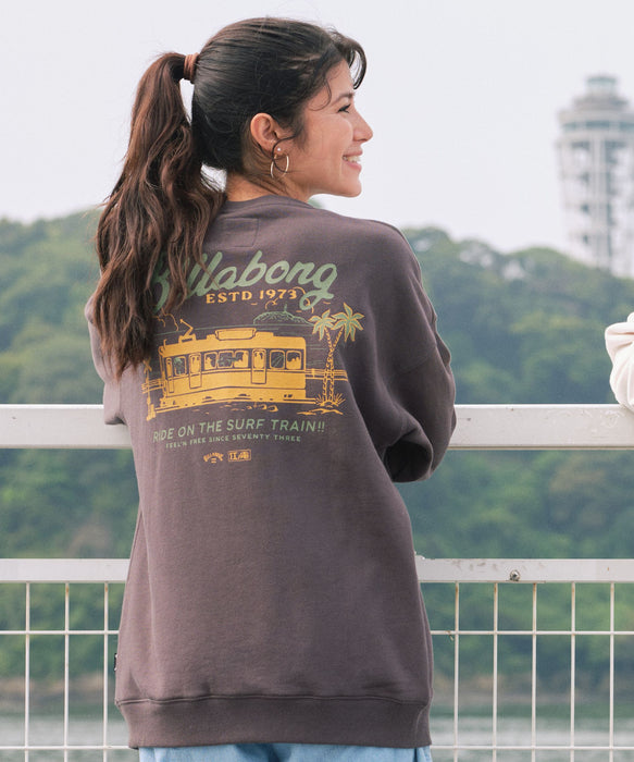 BILLABONG ウィメンズ SURF TRAIN CREW トレーナー 【江ノ電×BILLABONG】【BOY FIT】【2026年秋冬モデル】