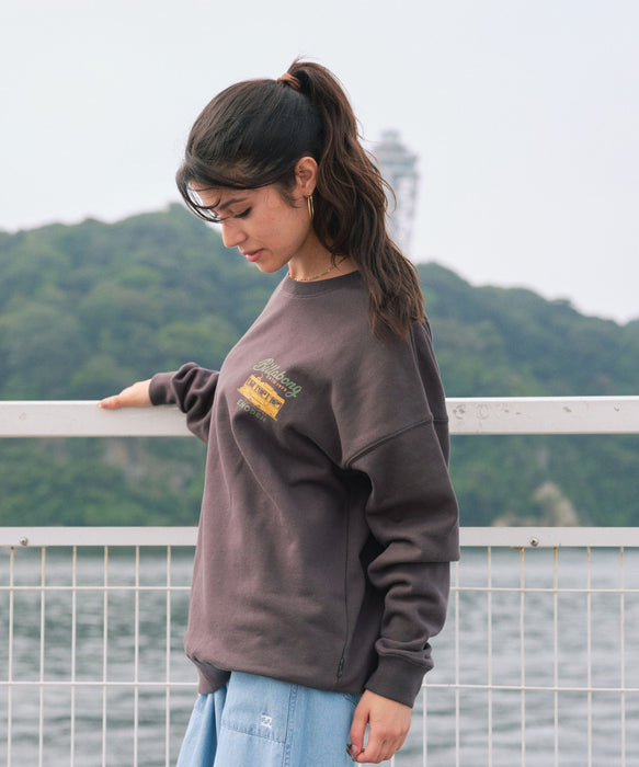 BILLABONG ウィメンズ SURF TRAIN CREW トレーナー 【江ノ電×BILLABONG】【BOY FIT】【2026年秋冬モデル】