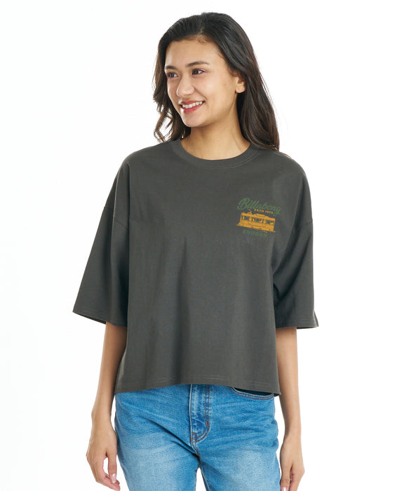 BILLABONG ウィメンズ SURF TRAIN Tシャツ 【2026年秋冬モデル】 WAA / M