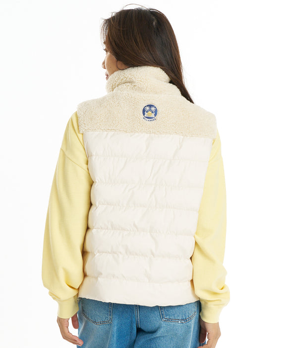 BILLABONG ウィメンズ SURFCAMP BOA & PUFF VEST ベスト 【2026年秋冬モデル】 WCP / M