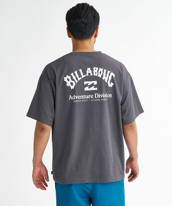 BILLABONG メンズ ADIV ARCH Tシャツ 【2026年夏モデル】 GMT / XL