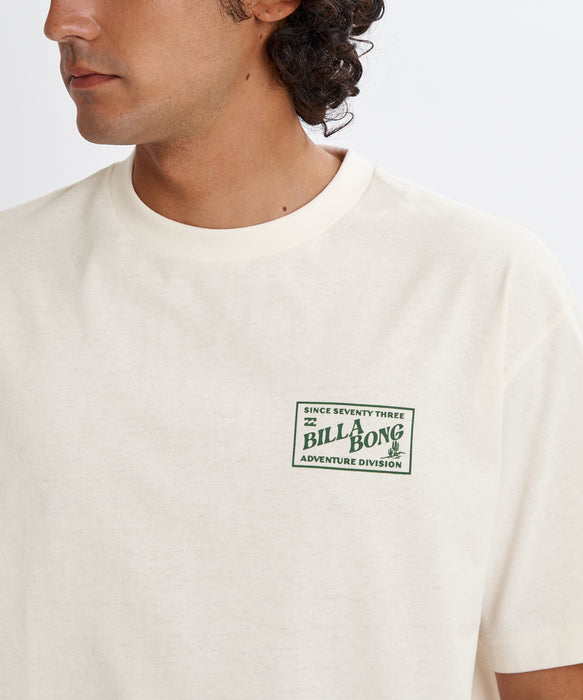 BILLABONG メンズ ADIV PLATE Tシャツ 【2026年夏モデル】 CRM / XL