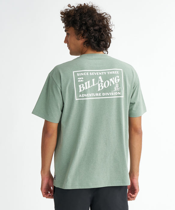 BILLABONG メンズ ADIV PLATE Tシャツ 【2026年夏モデル】 MGN / L