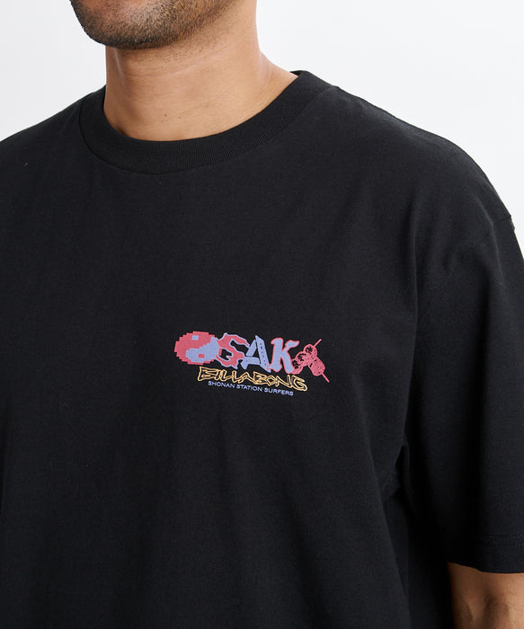BILLABONG メンズ DESTINATION OSAKA Tシャツ 【2026年夏モデル】 BLK / L