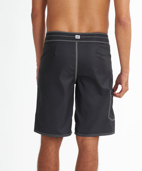 BILLABONG メンズ PIPED PRO ボードショーツ 【2026年夏モデル】 BLK / 32