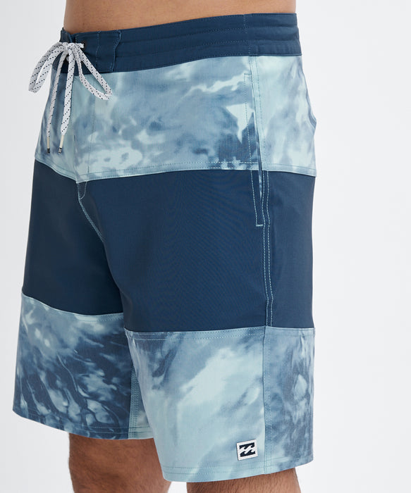 BILLABONG メンズ TRIBONG LT ボードショーツ 【2026年夏モデル】 DKD / 32