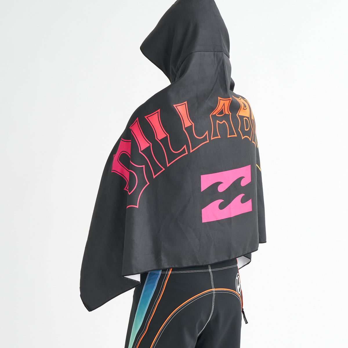 astrostuffs・ビーチタオル・ブラック＆ピンク●Bright BILLABONG メンズ MULTI PONCHO タオル 【2026年夏モデル】