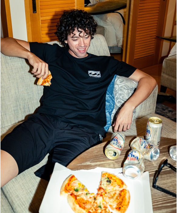 BILLABONG メンズ ADRIFT ORION 【ORION BEER x BILLABONG COLLECTION】【REGULAR FIT】Tシャツ 【2026年夏モデル】