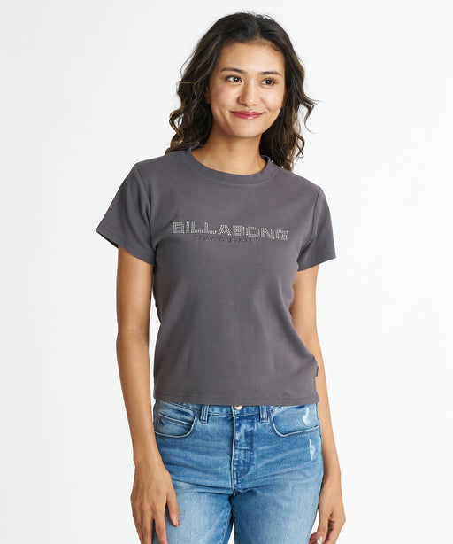 BILLABONG ウィメンズ STUDS LOGO BABY FIT TEE Tシャツ 【2026年夏モデル】 OFB / M