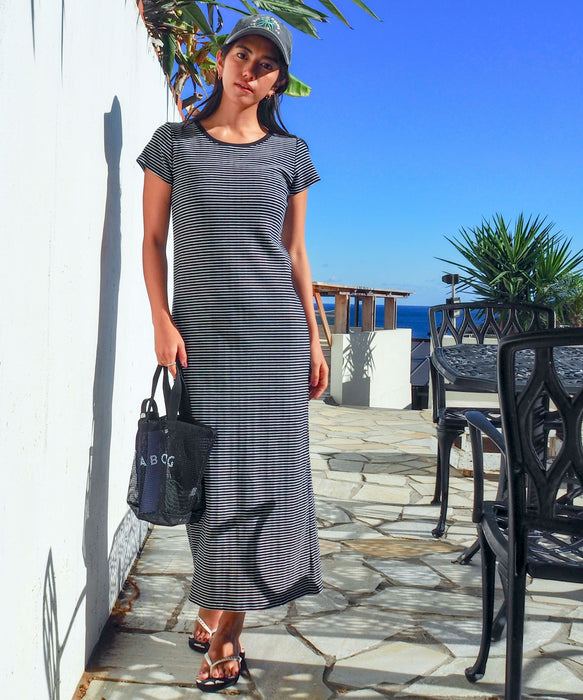 ヒス　新品未使用NEW WAVEワンピース BILLABONG ウィメンズ RANDOM RIB TEE ONEPIECE ワンピース 【2026年夏