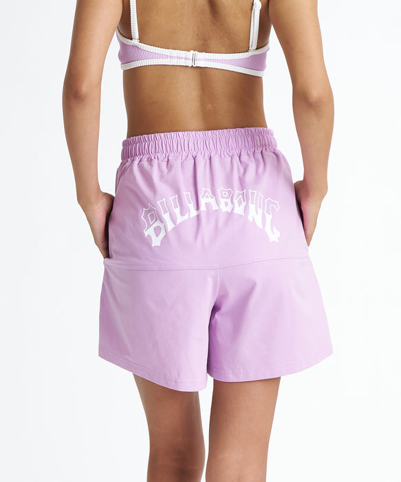 BILLABONG ウィメンズ SURF FLEX HORIZON ARCH SHORTS ラッシュレギンス 【2026年夏モデル】 VGV / L