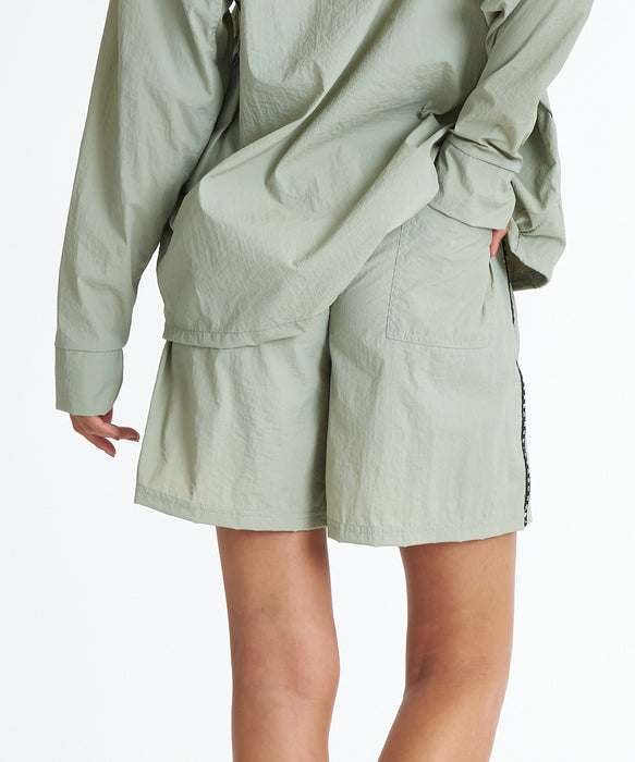 BILLABONG ウィメンズ UTILITY LOGO TAPE SHORTS ラッシュレギンス 【2026年夏モデル】 CED / M