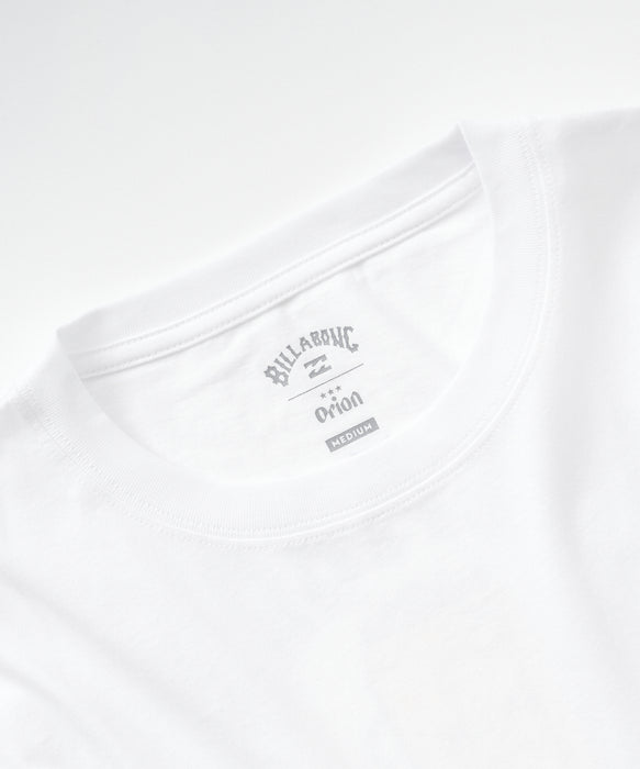 BILLABONG ウィメンズ ORION CHARA 【ORION BEER x BILLABONG COLLECTION】【LOOSE CROPPED】Tシャツ 【2026年夏モデル】