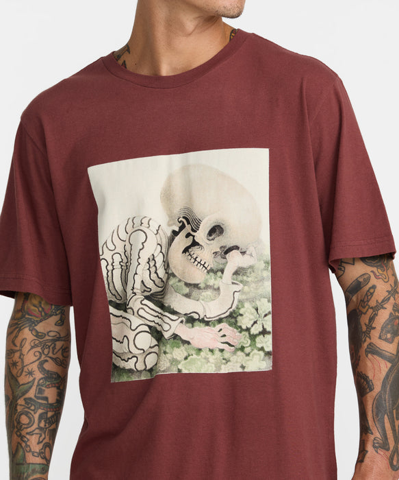 RVCA メンズ SLEEPY SKELETON SS Tシャツ 【2026年秋冬モデル】 RDE / XL