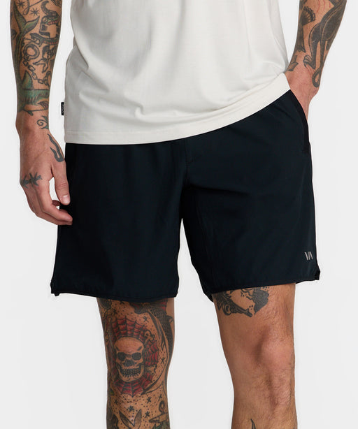 RVCA メンズ YOGGER STRETCH 17 ショートパンツ 【2026年秋冬モデル】 BLK / XL