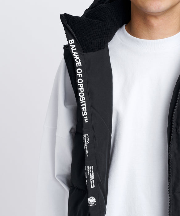 RVCA メンズ BACK PATCH PUFFER VEST   ベスト 【2026年秋冬モデル】 BLK / XL