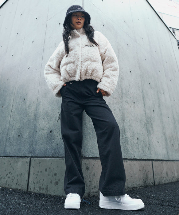 RVCA ウィメンズ FAUX FUR SHORT PUFFER JACKET 軽量高機能中綿 ジャケット 【2026年秋冬モデル】