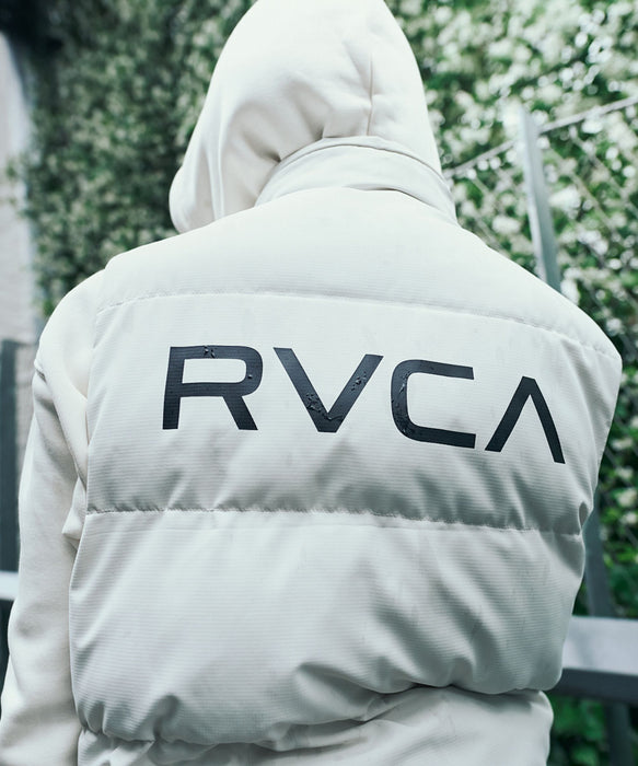 RVCA ウィメンズ BALANCE PUFFER VEST 軽量高機能中綿 ベスト 【2026年秋冬モデル】